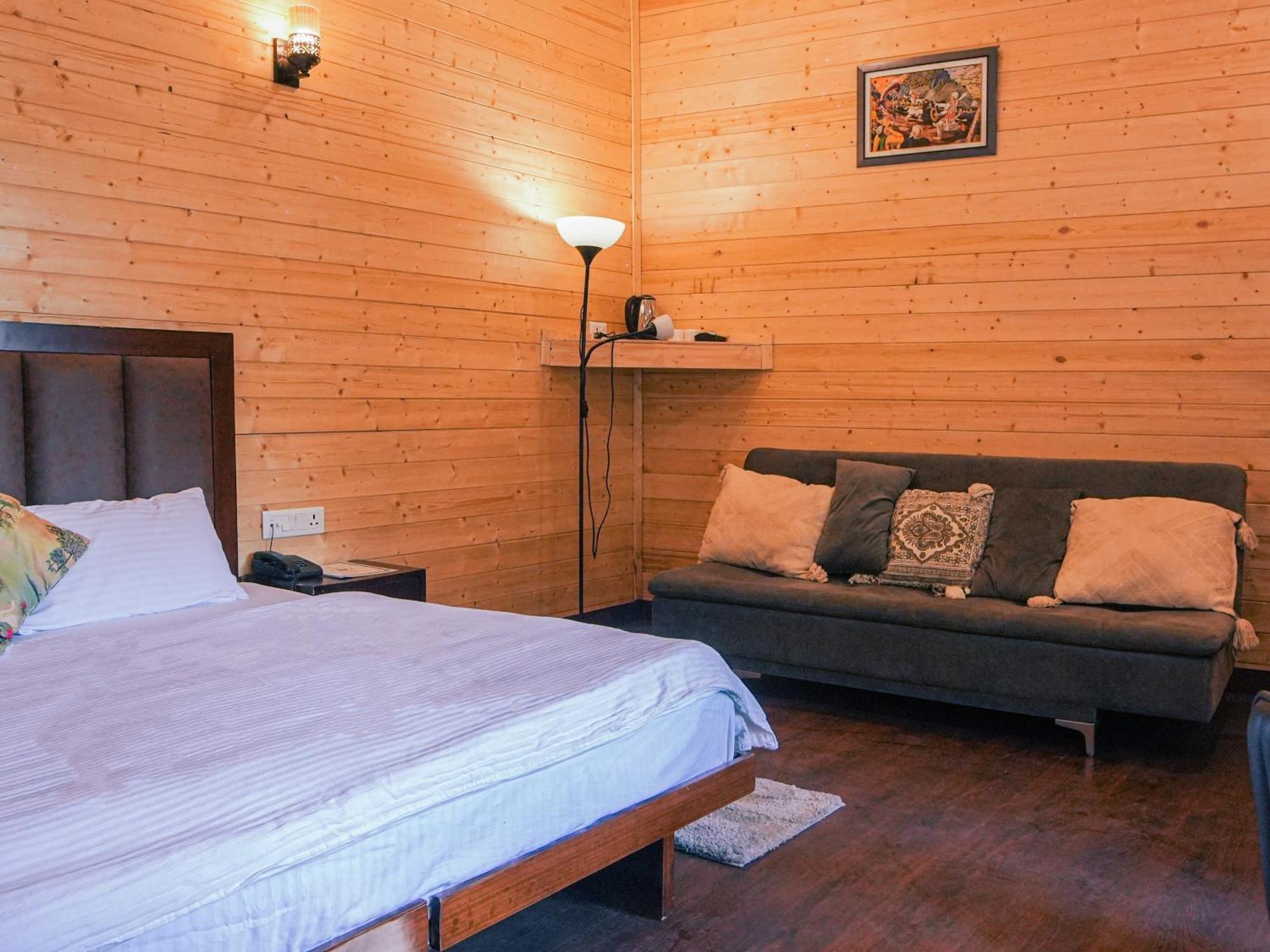 מלון מוקטשוואר Thehimalayanliving Whistling Pines מראה חיצוני תמונה
